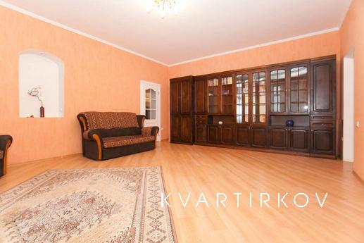 The apartment is in a quiet area with pa, Kazan - apartment by the day