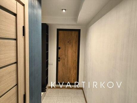 Zatishna apt. order from the Rakhmanov clinic, Dnipro (Dnipropetrovsk) - apartment by the day