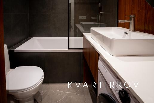 Затишна квартира поруч із Бартоломео, Дніпро (Дніпропетровськ) - квартира подобово