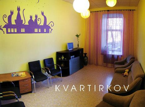 СОБСТВЕННИК! Обустроенный хостел со всем необходимым.
Койко-