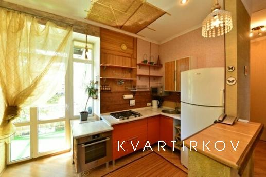 One bedroom apartment Old Hem, Kyiv - apartment by the day