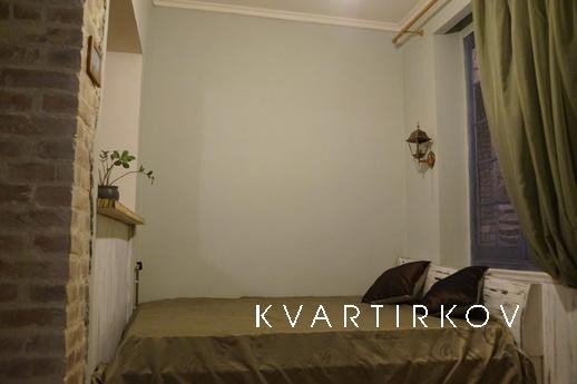Vintage apartment in the historic center, Odessa - apartment by the day