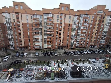 Кварира вільного планування біля парку, Тернопіль - квартира подобово