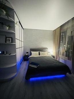 Luxury apartment in the Ostrova residential complex with sea view., Odessa - apartment by the day