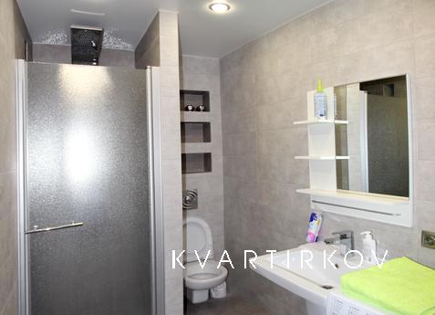 Apartment for rent, hours in Verkhnyaya, Verkhnyaya Pyshma - apartment by the day
