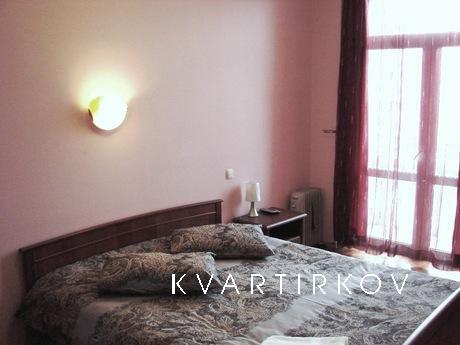 Overlooking the Independence Square ., Kyiv - apartment by the day