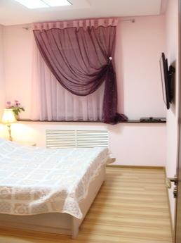 Все фото реальные.Квартира сдается без посредников.
В центре