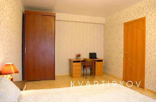 Посуточно 2-квартира у метро Баррикадная, Москва - квартира посуточно