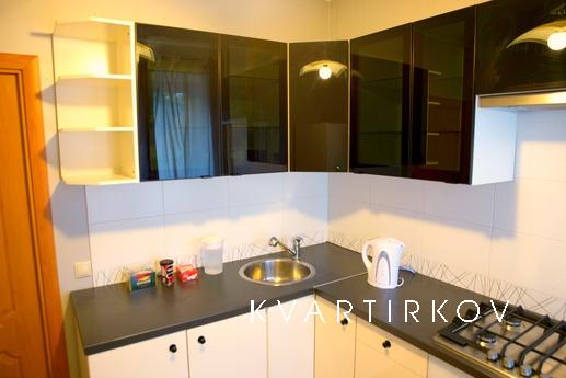 Посуточно 2-квартира у метро Баррикадная, Москва - квартира посуточно