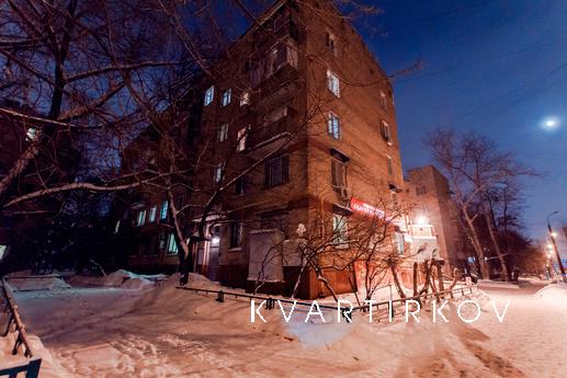 Посуточно 2 квартира метро Шаболовка, Москва - квартира посуточно