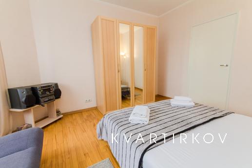 Просторная 3-квартира с двумя санузлами, Москва - квартира посуточно