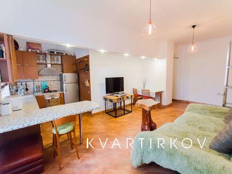 Трехкомнатная квартира на Соколе, Москва - квартира посуточно