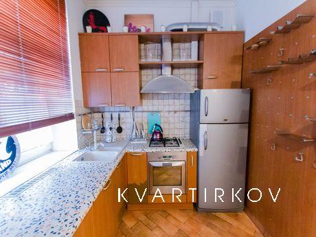 Трехкомнатная квартира на Соколе, Москва - квартира посуточно