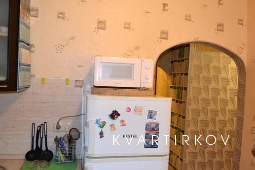 Excellent 1st apartment in the metro, Москва - квартира подобово