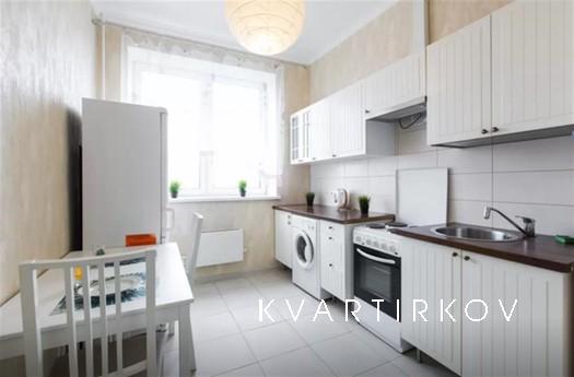 Comfortable apartment near the metro, Москва - квартира подобово