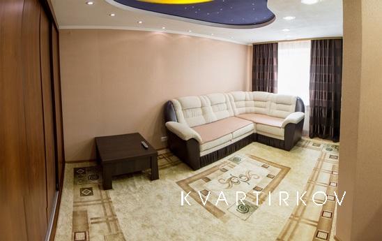 Квартира розташована поблизу зупинки громадського транспорту