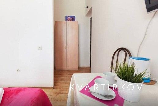 Сдается посуточно студия в центре, Краснодар - квартира посуточно