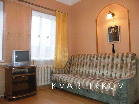 2-комнатная квартира посуточно, Краснодар - квартира посуточно