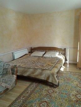 Clean, comfortable 1 bedroom apartment in the center. Freshl