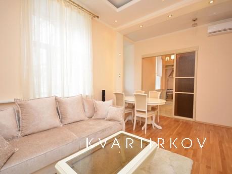 2-ух комнатная квартира в центре города, Челябинск - квартира посуточно