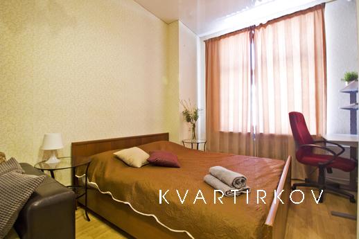 LA Flats Tverskaya 17 3-room, Москва - квартира подобово