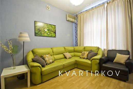 LA Flats Tverskaya 17 3-room, Москва - квартира подобово