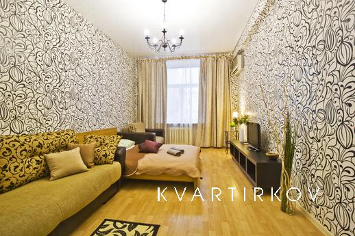 LA Flats Tverskaya 17 3-room, Москва - квартира подобово