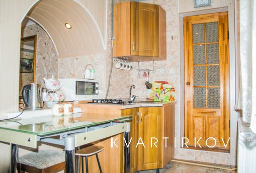 Рядом с парком посуточно, Кисловодск - квартира посуточно