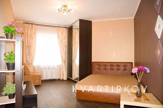 The panoramic glazing of the loggia and the high floor allow