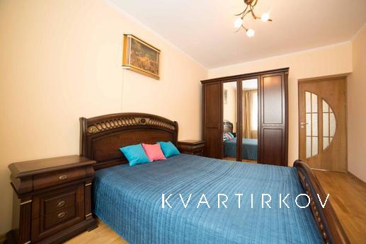 The apartment is a luxury class in Sykhovі.Two rooms. 4 bedr
