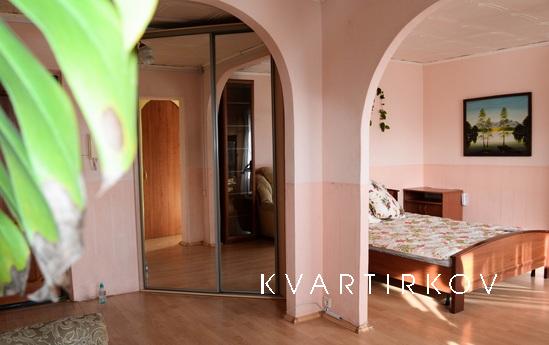 Квартира в Екатеринбурге со всеми удобствами, есть все необх