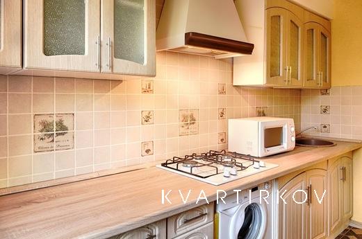 Посуточно Красная пресня 12, Москва - квартира посуточно