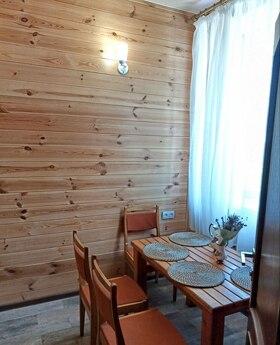 Жилой массив. Магазины, рынок в шаговой доступности . Первый