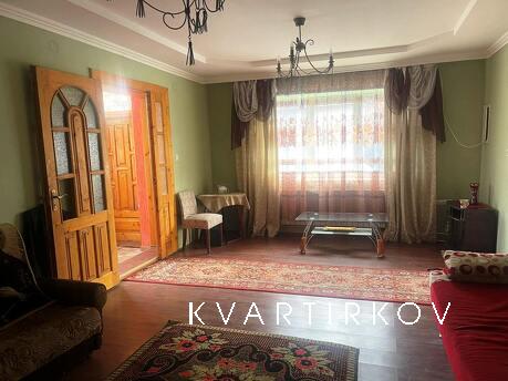 Здається  дім подобово в Берегово, Берегово - квартира посуточно