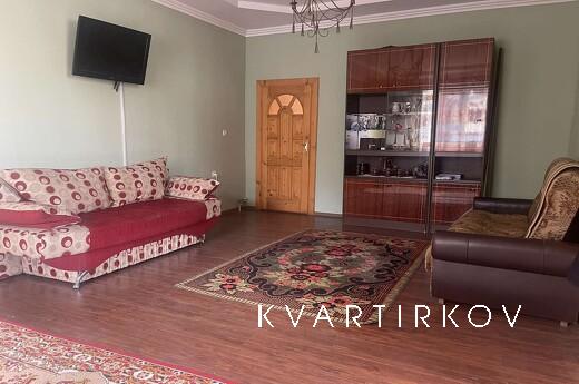 Здається  дім подобово в Берегово, Берегово - квартира посуточно