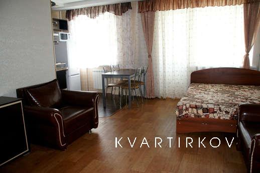 1-комнатная квартира находится на улице Новороссийская 43. С