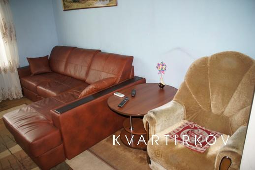 2 bedroom apartment for rent, Волгоград - квартира подобово