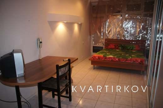 4-х-комнатная квартира на сутки, Волгоград - квартира посуточно