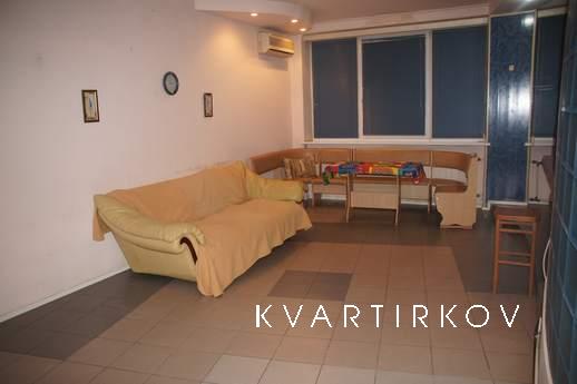 4-х-комнатная квартира на сутки, Волгоград - квартира посуточно