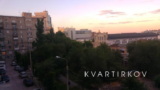 3-х-комнатная квартира на сутки, Волгоград - квартира посуточно