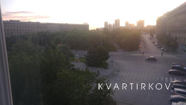3-х-комнатная квартира на сутки, Волгоград - квартира посуточно
