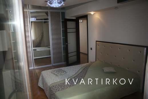 4-х комнатная квартира на сутки, Волгоград - квартира посуточно