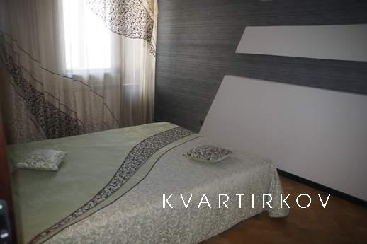 4-х комнатная квартира на сутки, Волгоград - квартира посуточно