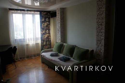 4-х комнатная квартира на сутки, Волгоград - квартира посуточно