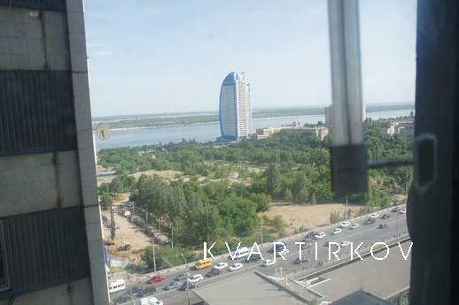 4-х комнатная квартира на сутки, Волгоград - квартира посуточно