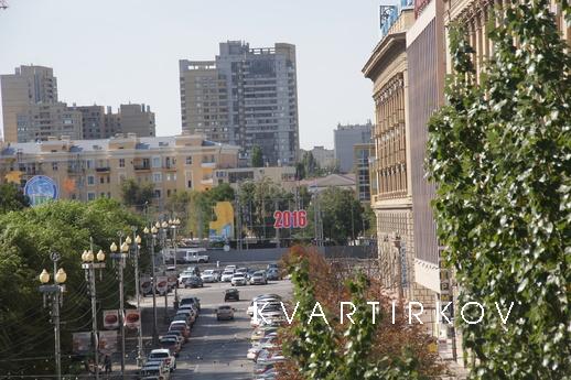 2 комнатная квартира на сутки, Волгоград - квартира посуточно