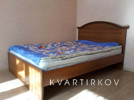 ПОСУТОЧНО сдается просторная квартира в Новом кирпичном доме