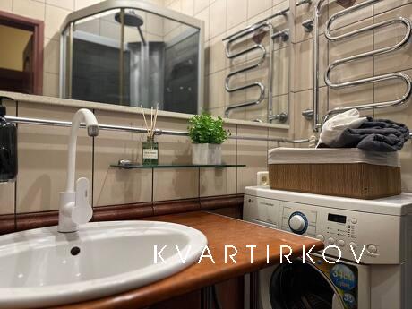 Cozy 2-room suite on Metallurgov, Zaporizhzhia - apartment by the day