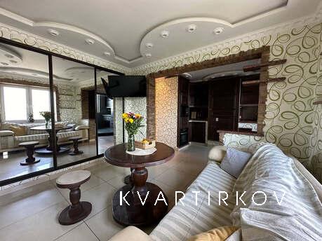 Люкс 2-х комнатный на улице Казачья, Запорожье - квартира посуточно