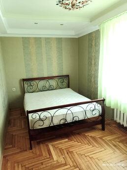 2-комнатный полулюкс на ул. Матросова 25а рядом от остановки